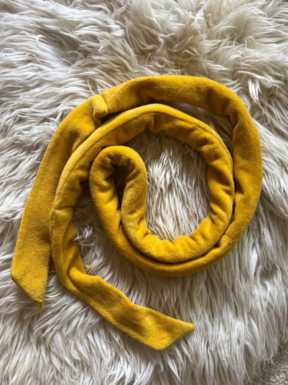 The Mane Label Sway heatless curler